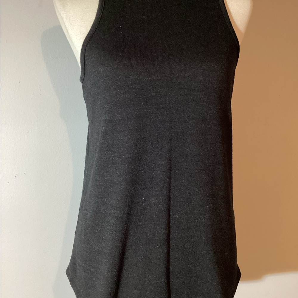 Banana Republic Sleeveless Tank Top cut in at shoulders front & back,very soft,M